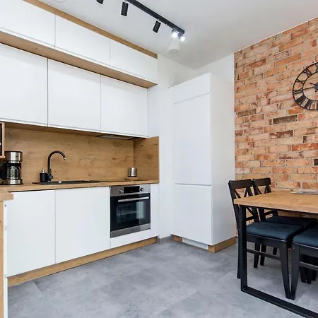 Center - Lakowa By Apartmore * Гданьск