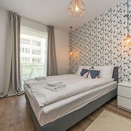 Center - Lakowa By Apartmore Апартаменты *